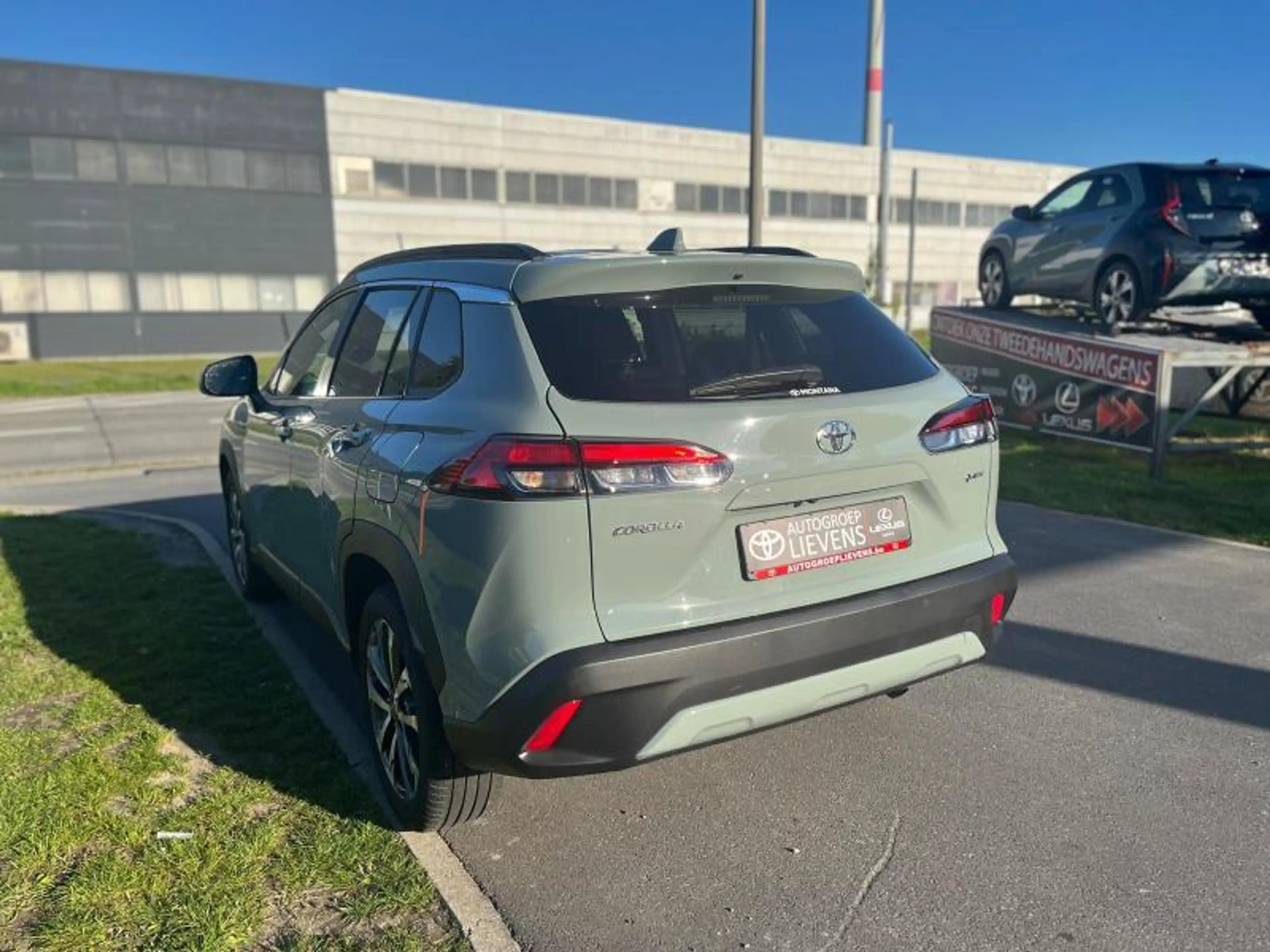 Toyota Corolla Cross 1.8 HYB STYLE — photo 7
