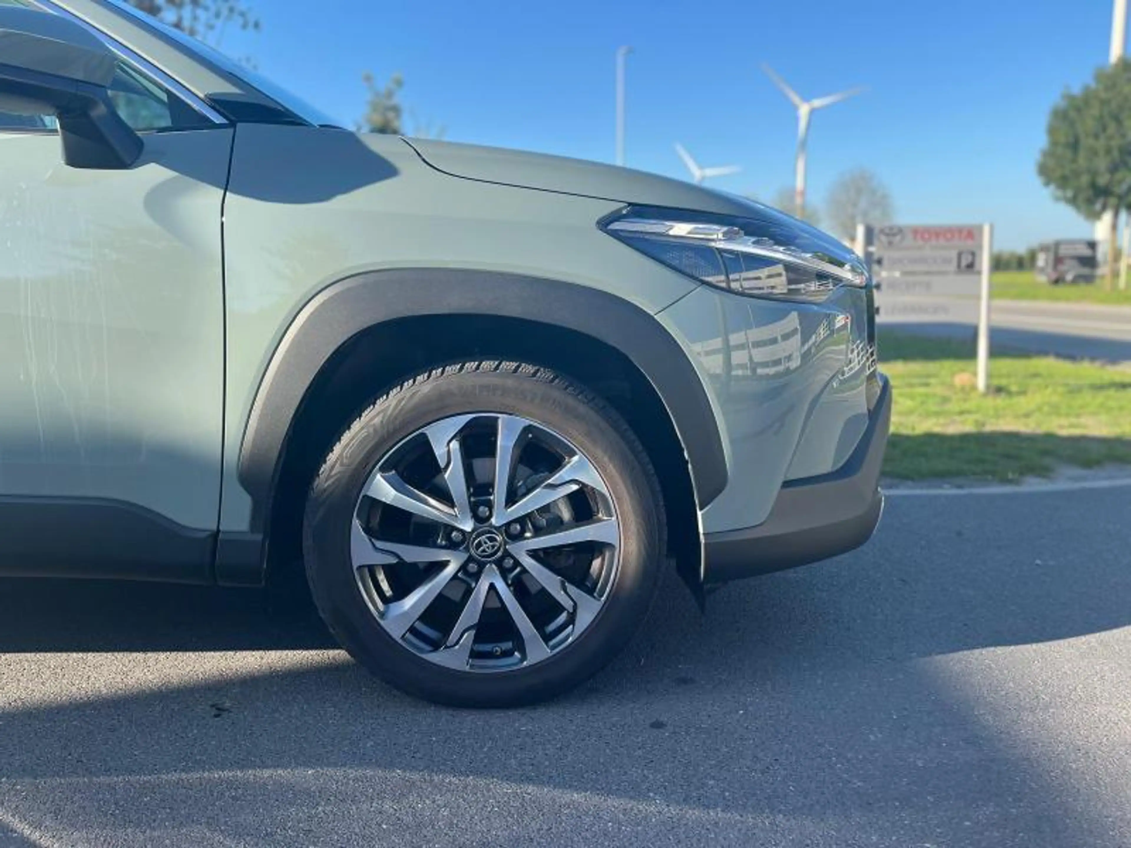 Toyota Corolla Cross 1.8 HYB STYLE — photo 4