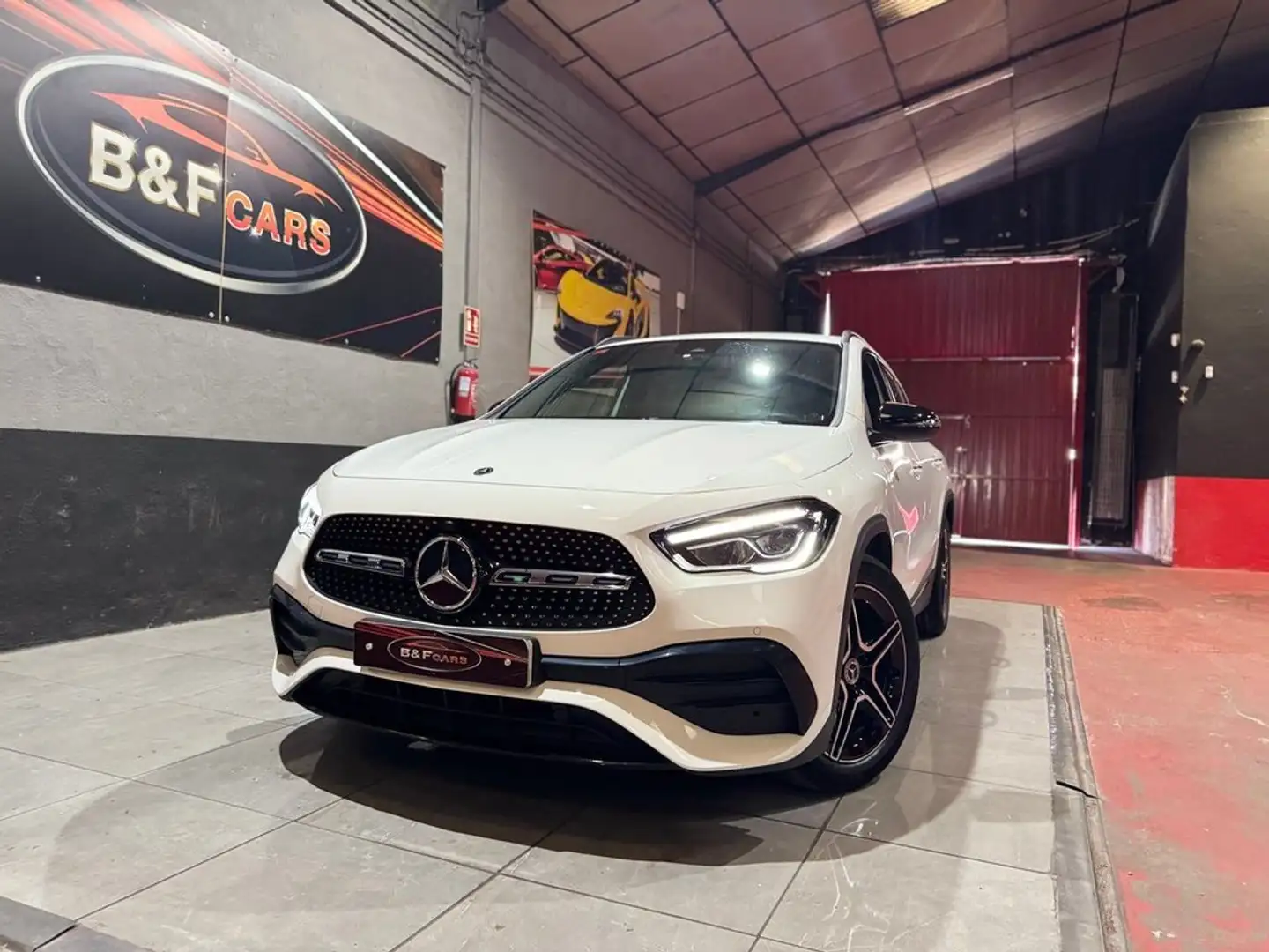 Mercedes-Benz GLA 200 200d 8G-DCT Blanco - 2