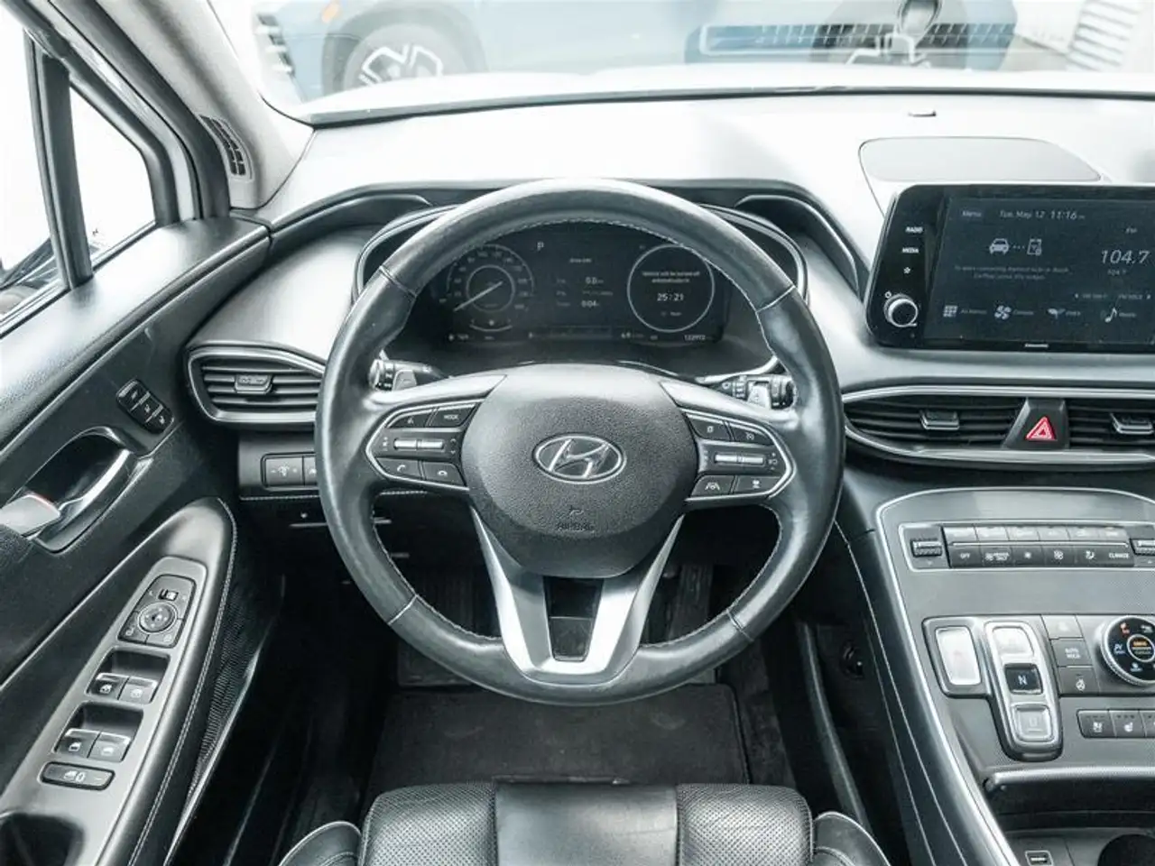 Hyundai SANTA FE снимка Hyundai SANTA FE