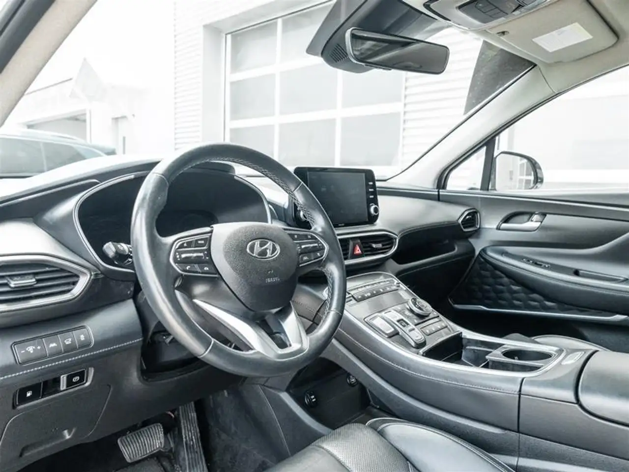 Hyundai SANTA FE снимка Hyundai SANTA FE