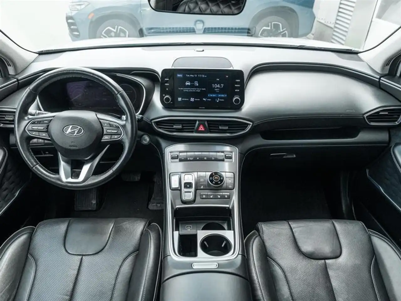 Hyundai SANTA FE снимка Hyundai SANTA FE