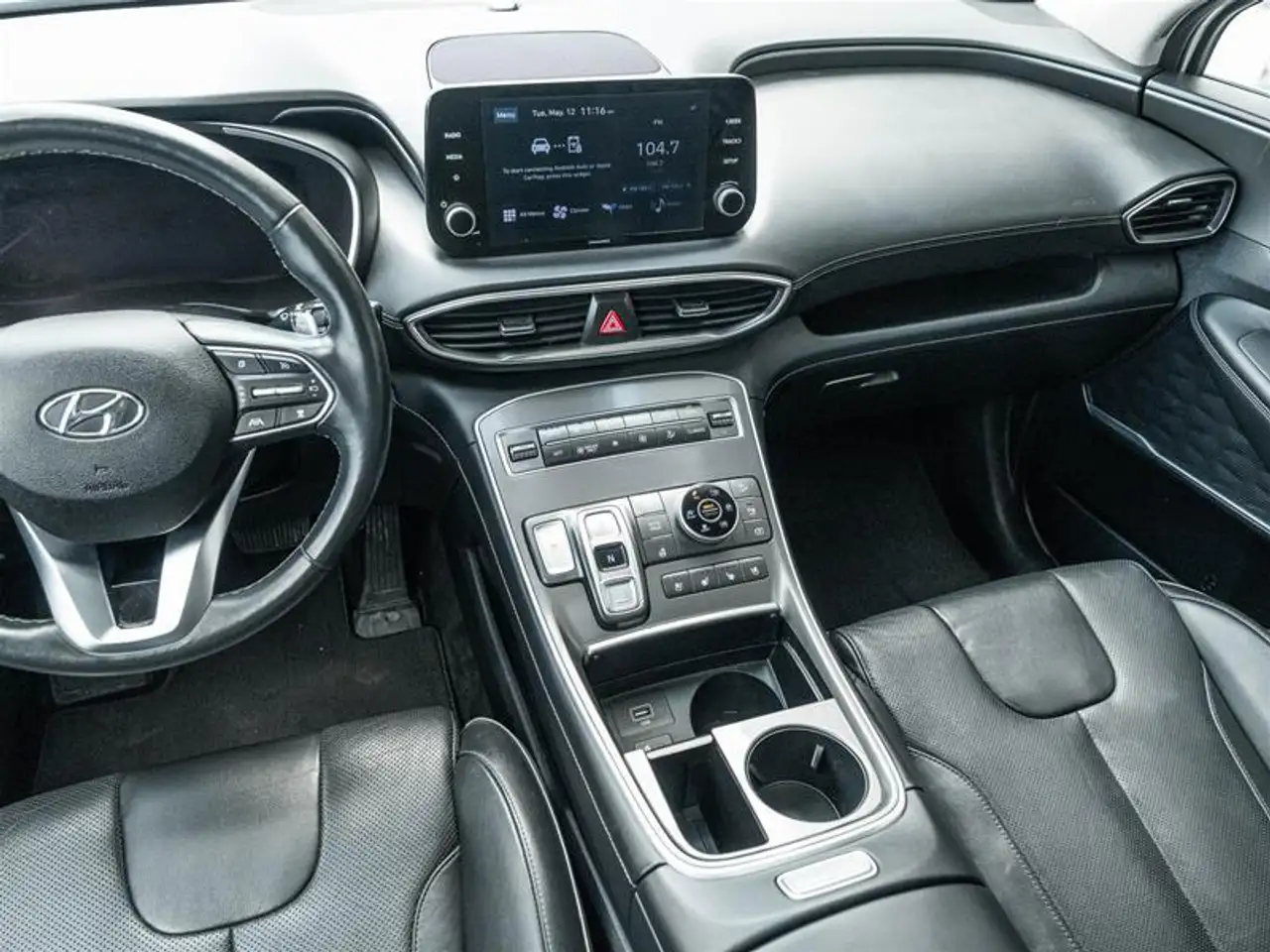 Hyundai SANTA FE снимка Hyundai SANTA FE