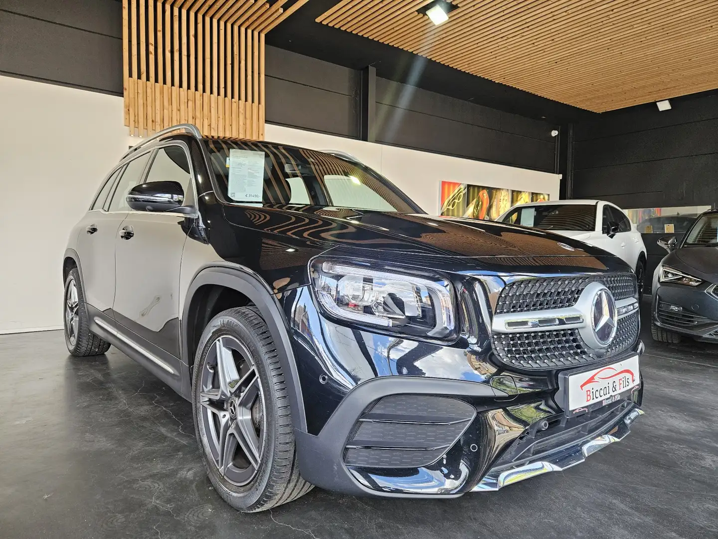 Mercedes-Benz GLB 200 GLB 200 PACK AMG Negro - 2