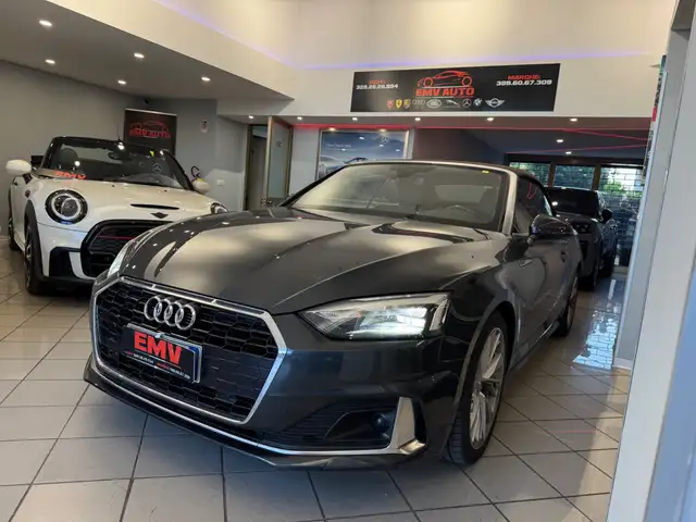 Audi A5 view 4