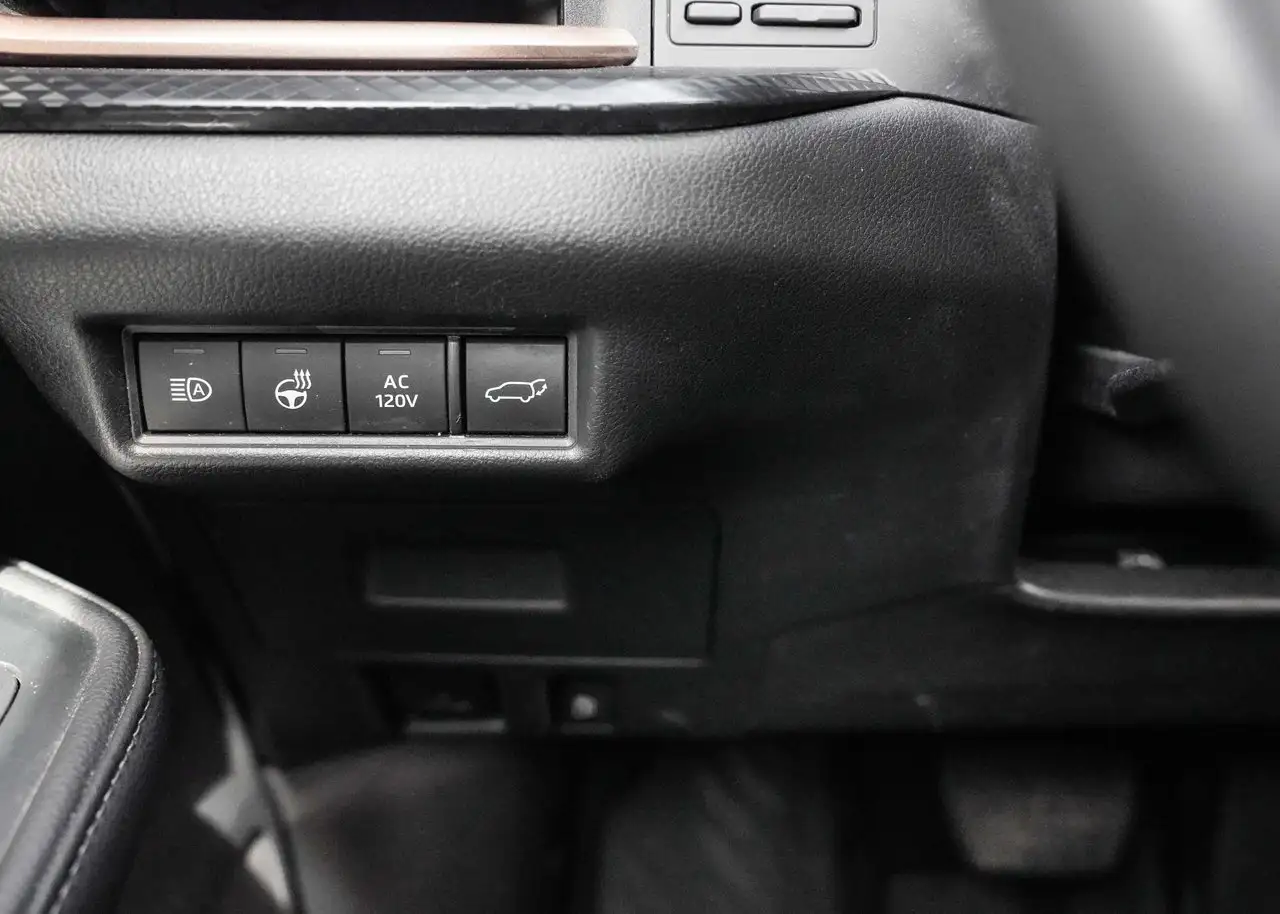 Toyota Grand Highlander снимка Toyota Grand Highlander