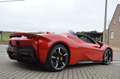 Ferrari SF90 Spider 4.0i V8 1.000 ch Superbe état - Carbonne Rouge - thumbnail 2