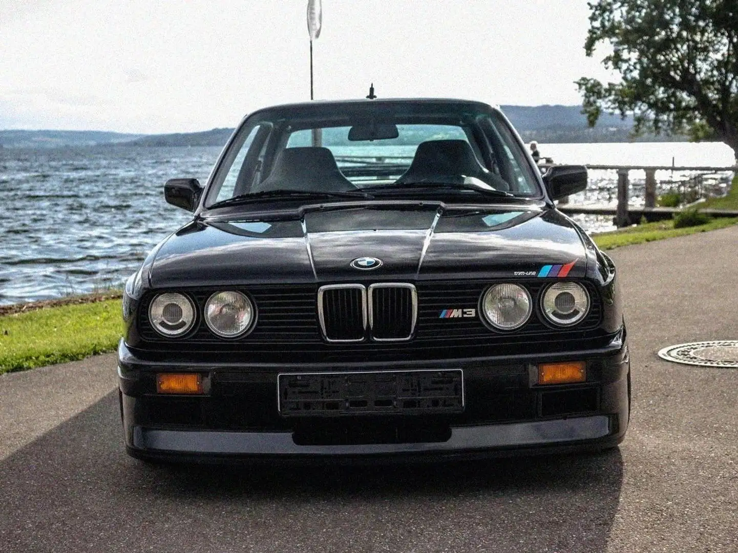 BMW M3 E30 M3 Sport Evolution Noir - 2