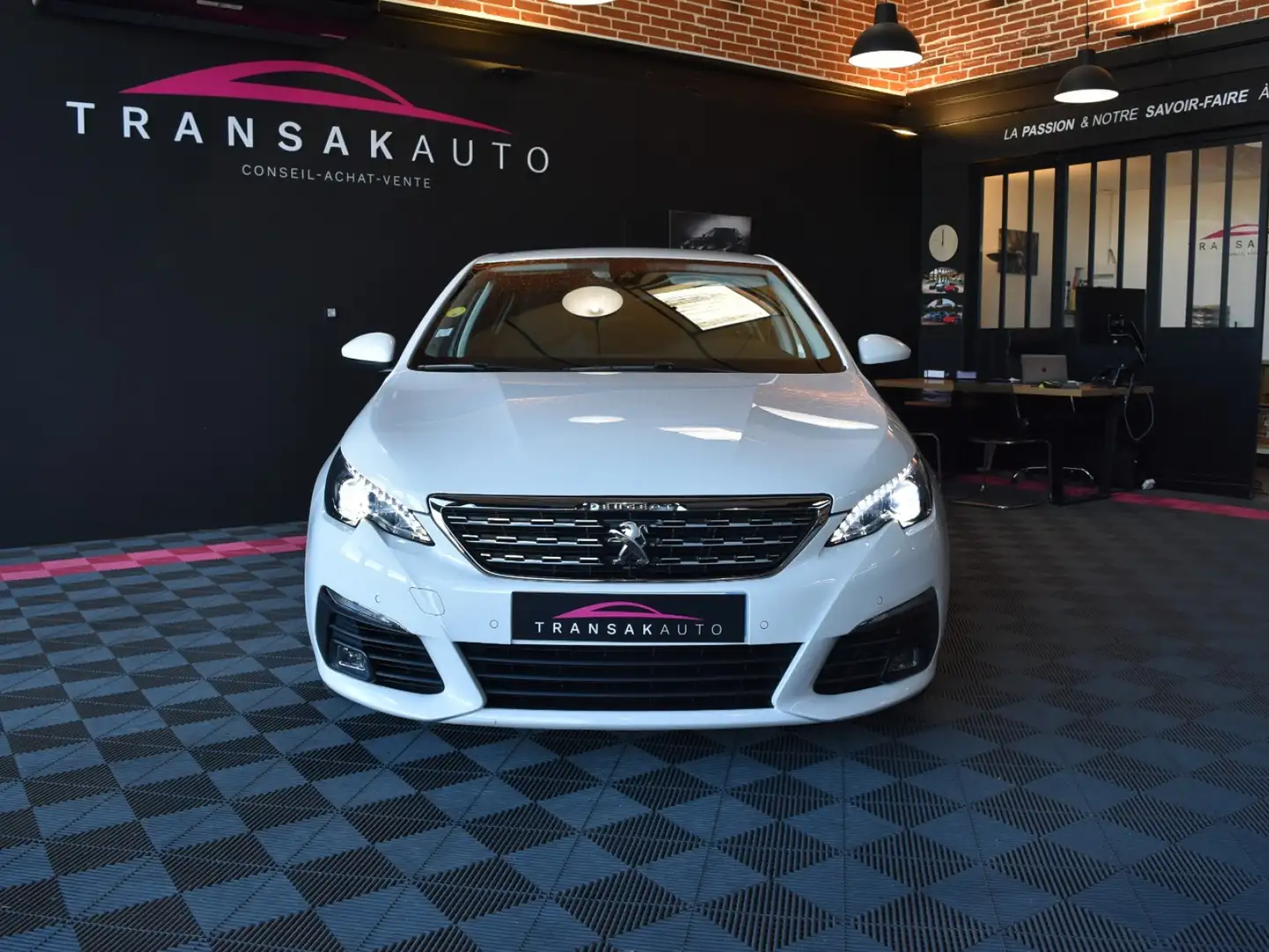 Peugeot 308 308 BlueHDi 130ch S\u0026amp;S BVM6 Allure Blanc - 2