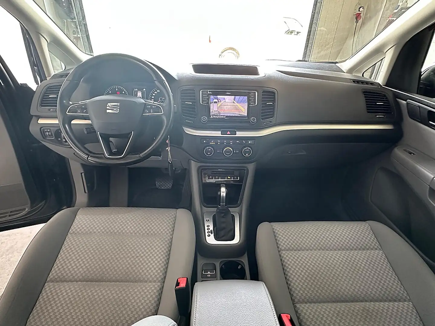 SEAT Alhambra Business 2,0 TDI DSG Ledersportmultifunktionsle... Schwarz - 2