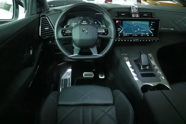 DS Automobiles DS 7 Crossback view 9