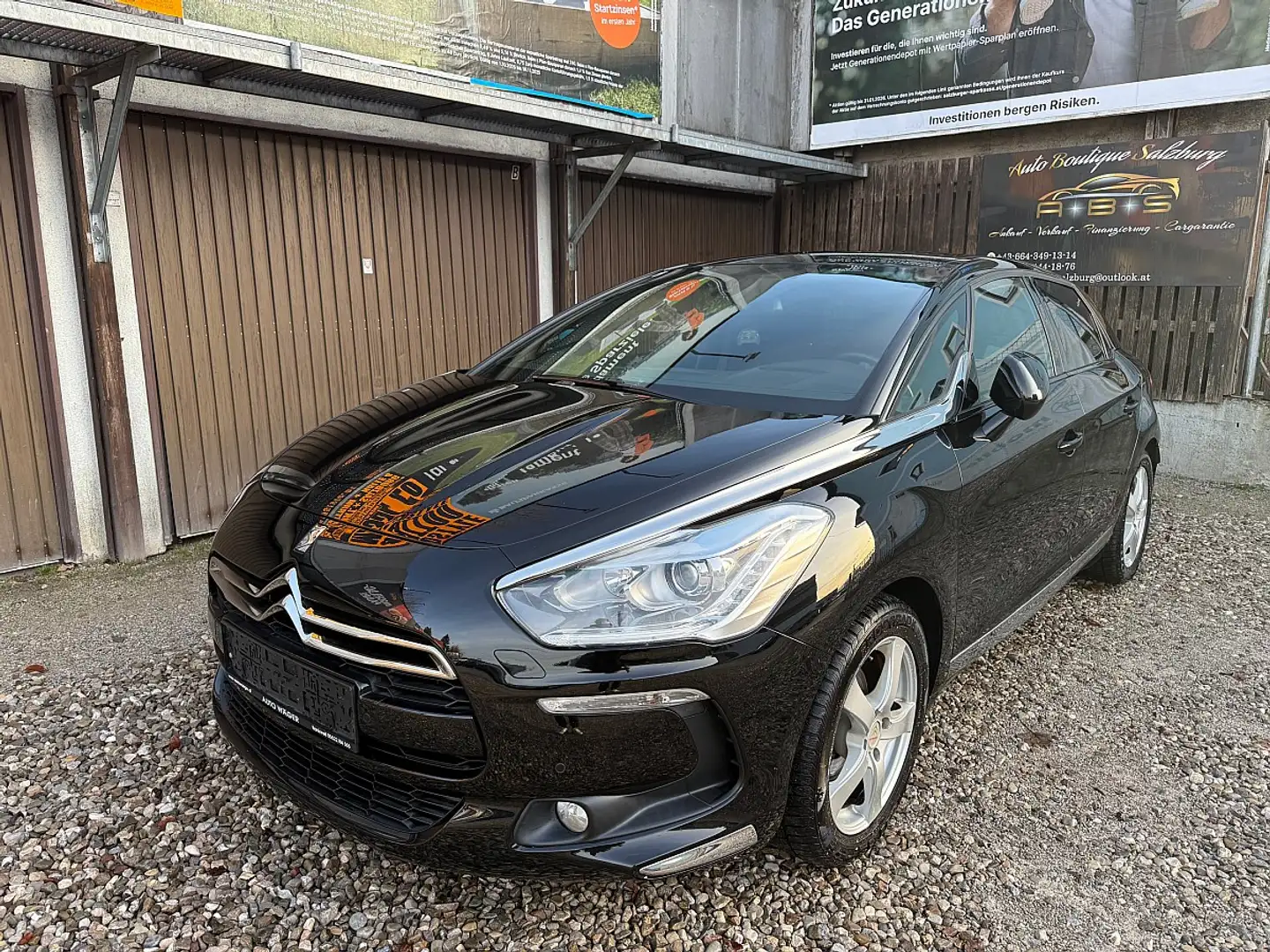 Citroen DS5 e-HDi 115 ETG So Chic Schwarz - 1