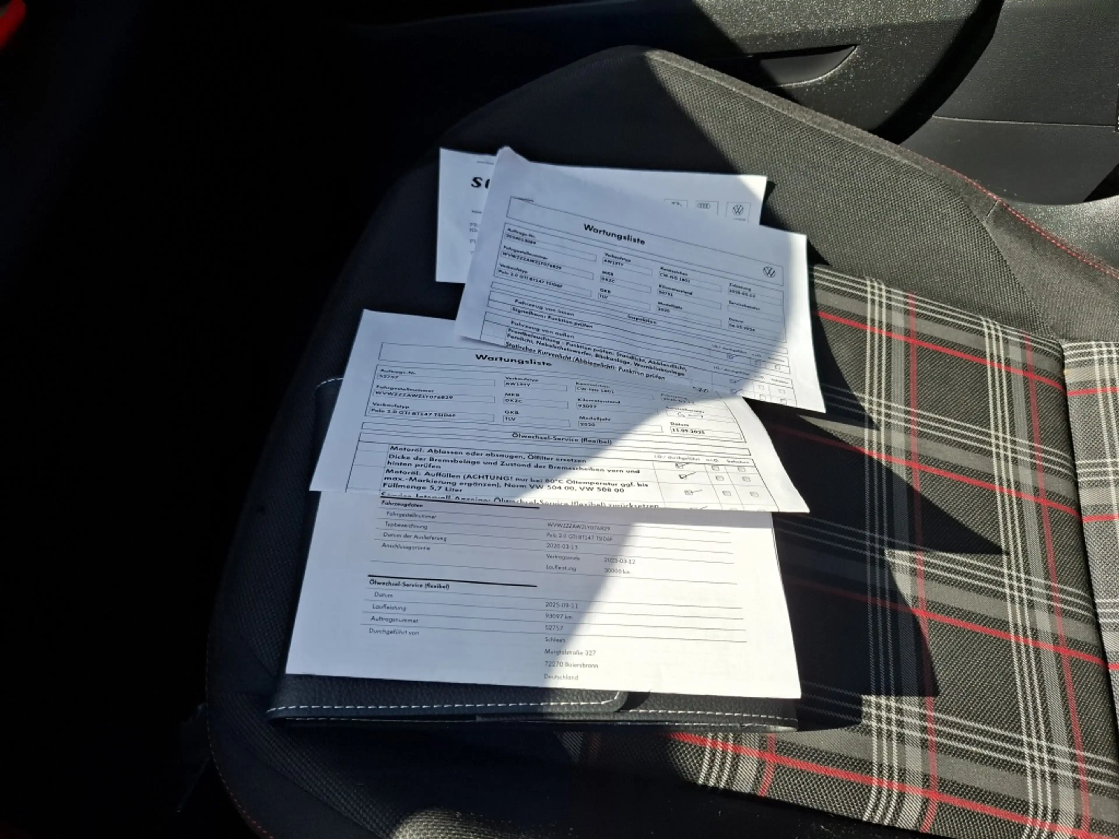 Volkswagen Polo GTI 2.0 TSI — photo 11