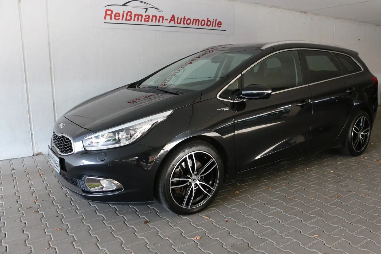 Kia Ceed SW / cee'd SW Navi, Pano, Cam. Schwarz - 1