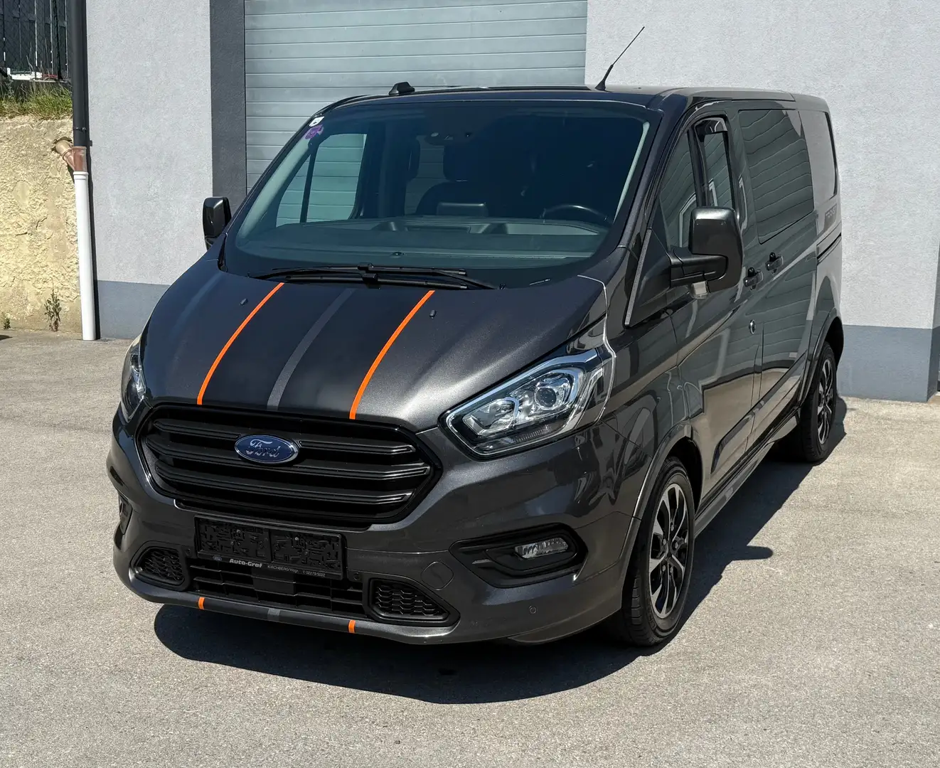 Ford Transit Custom Variobus 2,0 TDCI L1H1 320 Sport Aut. - 2