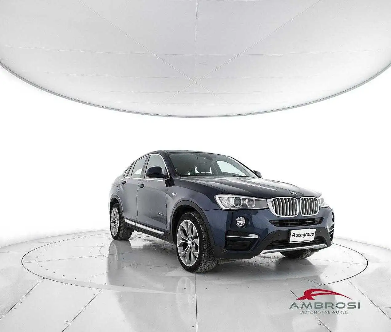 BMW X4 xDrive20d xLine Blu/Azzurro - 2