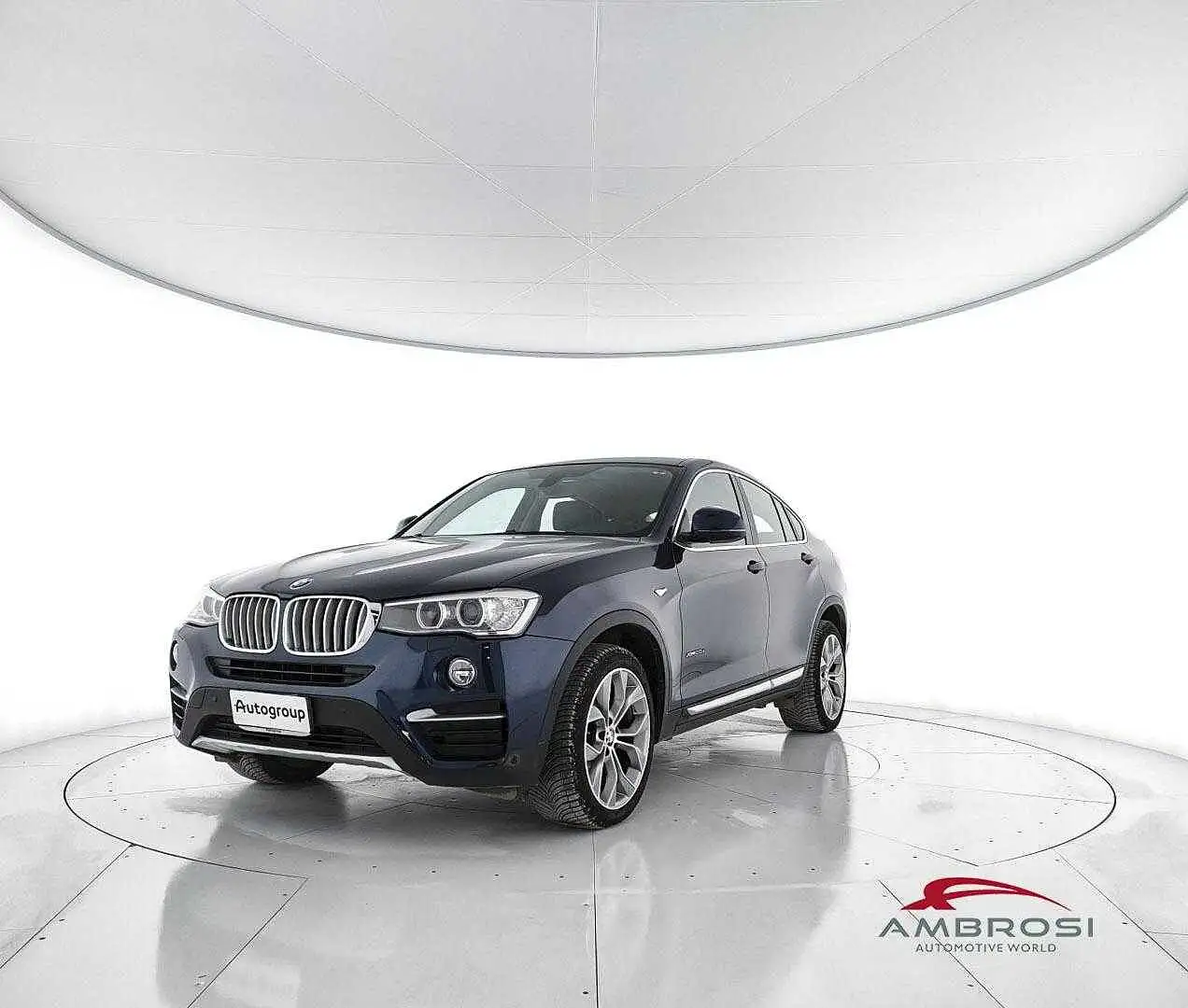 BMW X4 xDrive20d xLine Bleu - 1