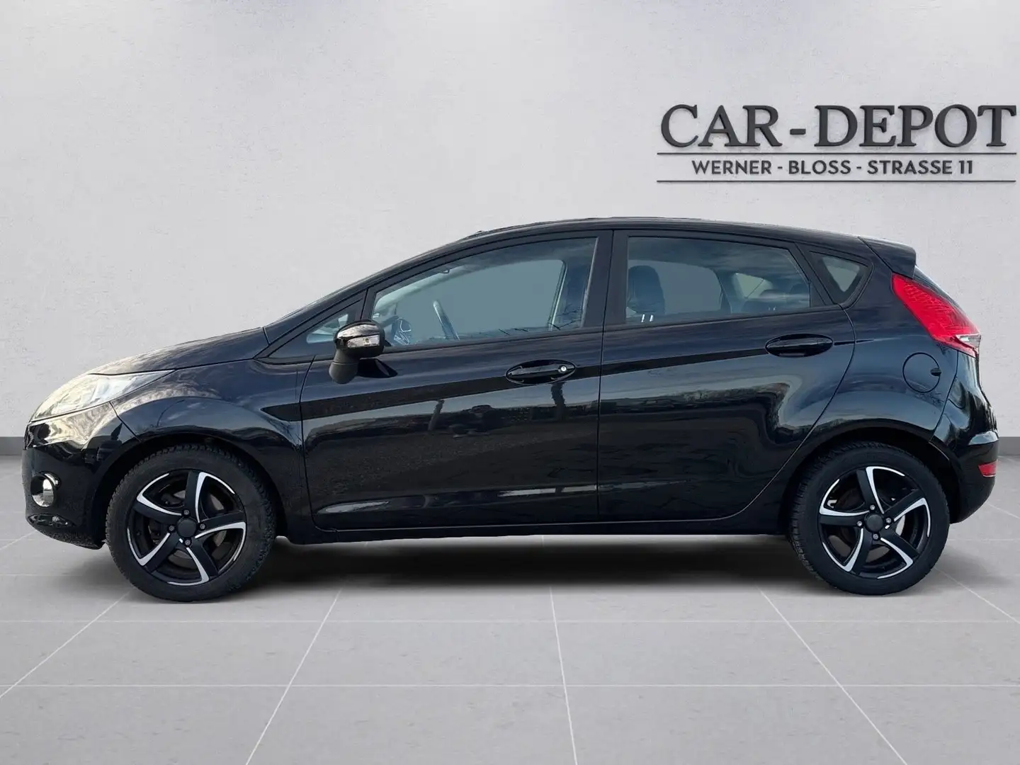 Ford Fiesta Champions Edition*KLIMA*PDC*USB/AUX*TÜV* Schwarz - 2