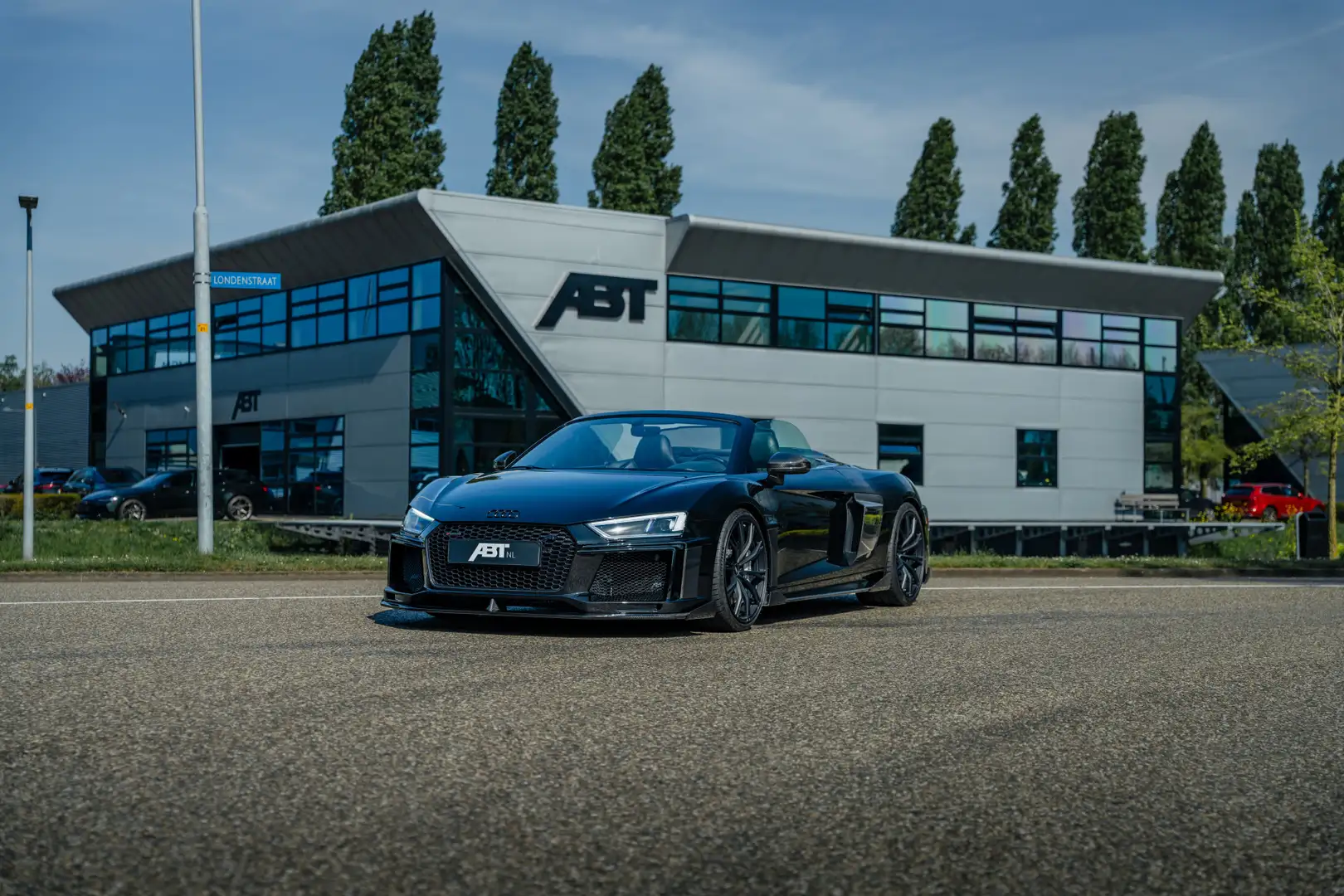 Audi R8 Spyder ABT V10 Plus 610pk ABT Race package | ABT G Negro - 1