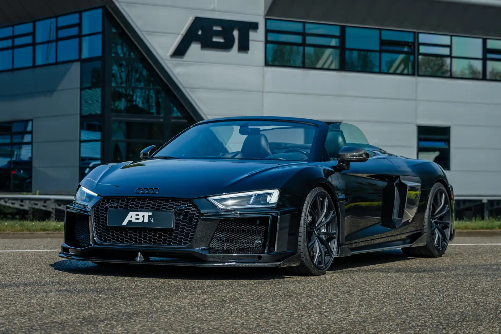 Audi R8 Spyder ABT V10 Plus | ABT Race package | ABT GR20 Zwart - 1