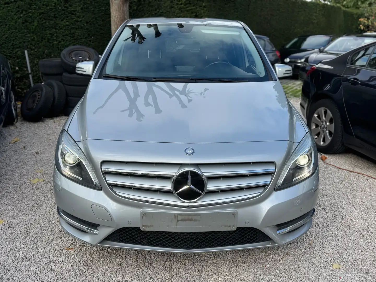 Mercedes-Benz B 180 benzine - LED DRL - PDC - 89000KM - GARANTIE Zilver - 1