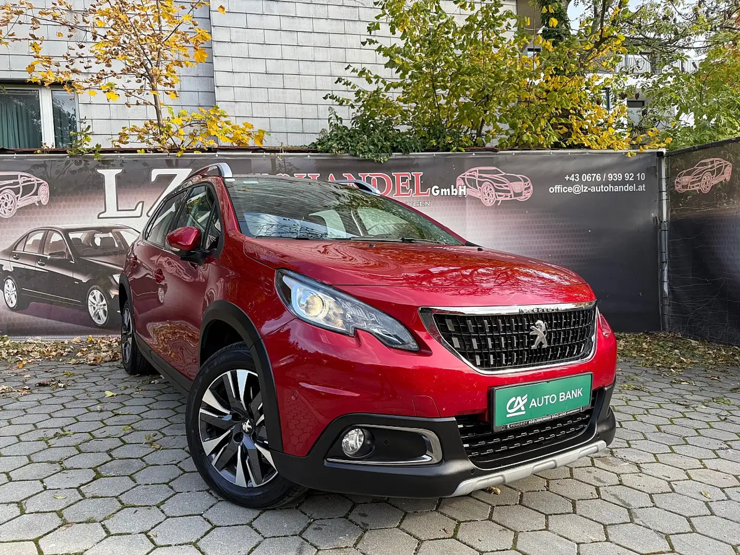 Peugeot 2008 1,2 PureTech 110 S&S Aut. Allure Rot - 1