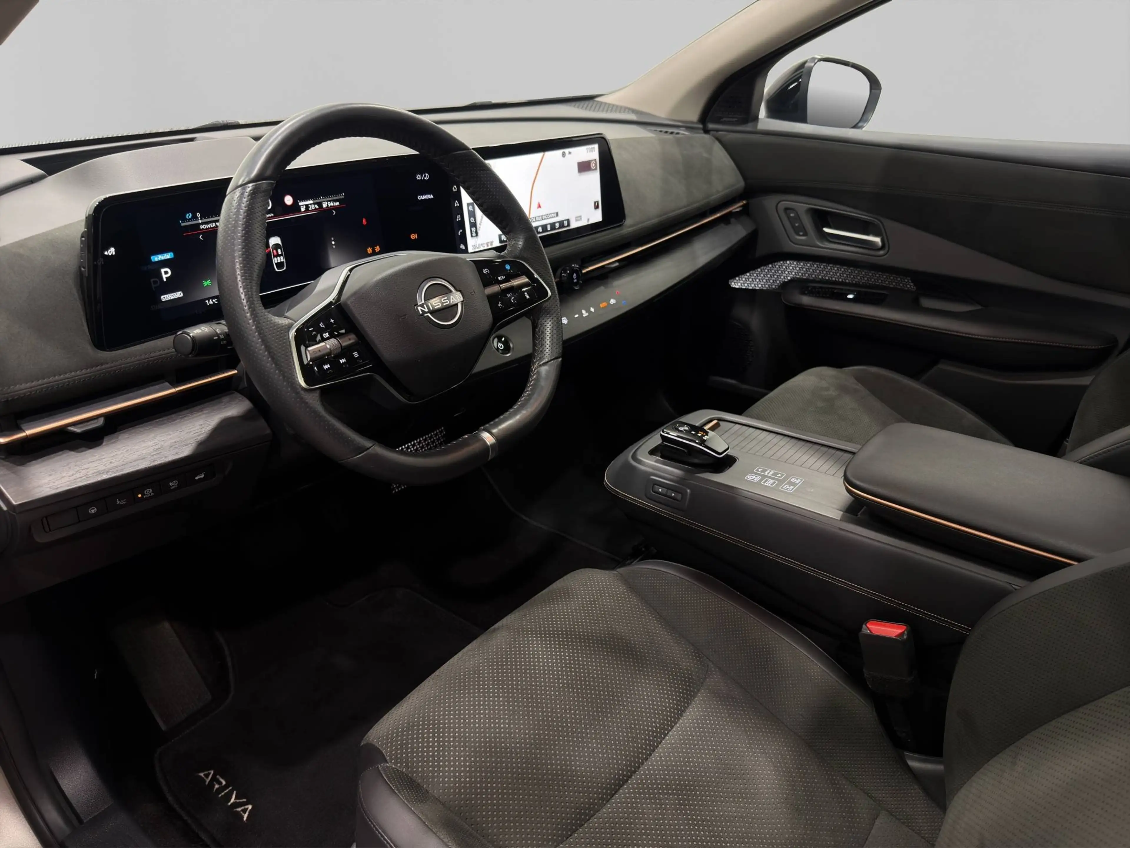 Nissan Ariya 63 kWh Evolve ***VENTILATED/HEATED SEATS*PANORAMIC ROOF*** — photo 8