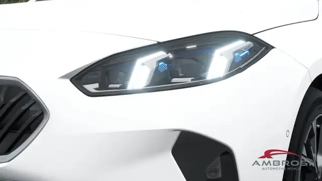 BMW 1 Series view 6