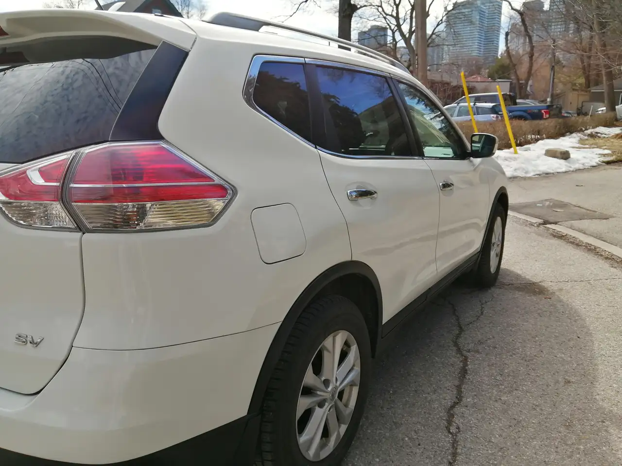 Nissan Rogue снимка Nissan Rogue