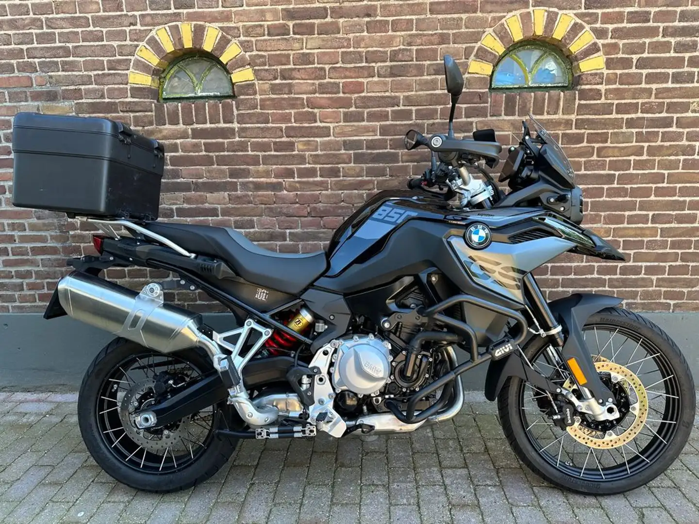 BMW F 850 GS Triple Black ABS ESA Zwart - 1
