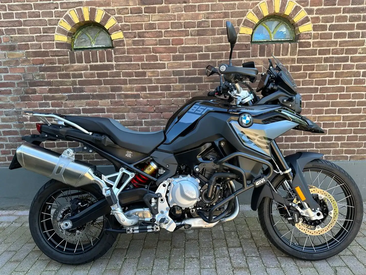 BMW F 850 GS Triple Black ABS ESA Zwart - 2