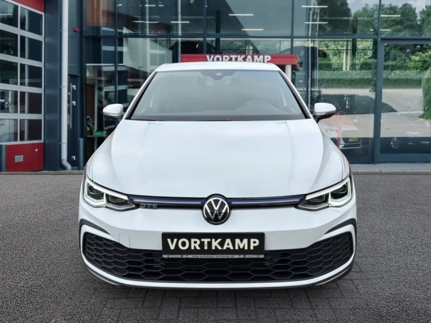 Volkswagen Golf GTE 1.4 TSI DSG GTE CAMERA/NAVI/CARPLAY/STOEL-STUURVER Biały - 2