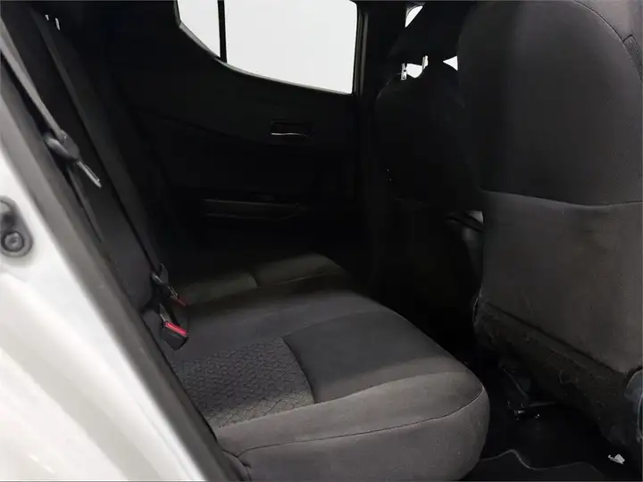 Toyota C-HR 125H Advance Connect 2023, foto 7
