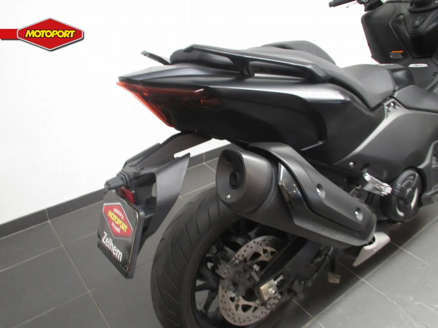 Yamaha TMAX 560 T-MAX Zwart - 2