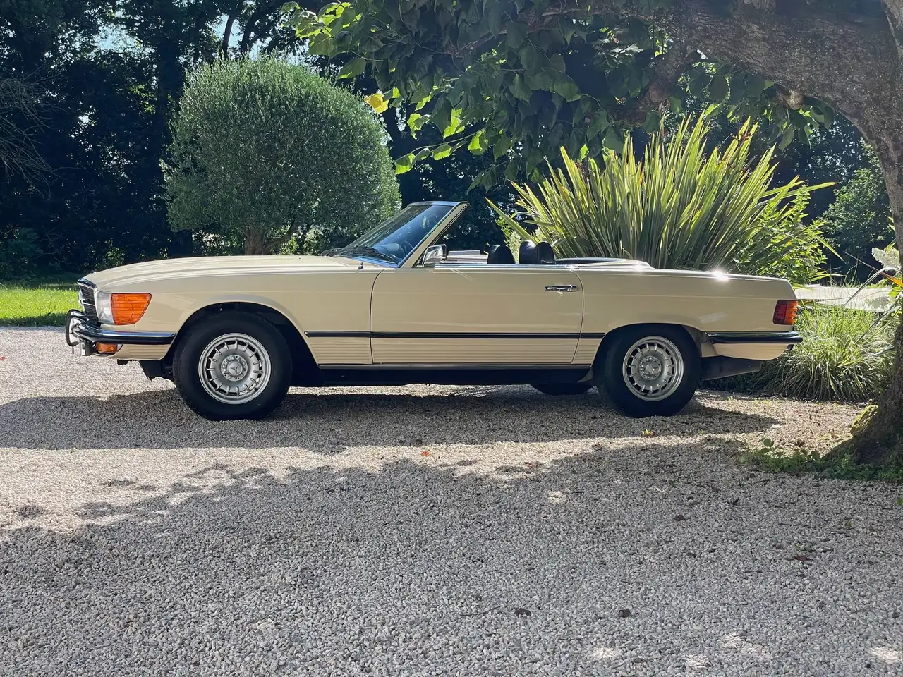 Mercedes-Benz 450 SL, foto 3