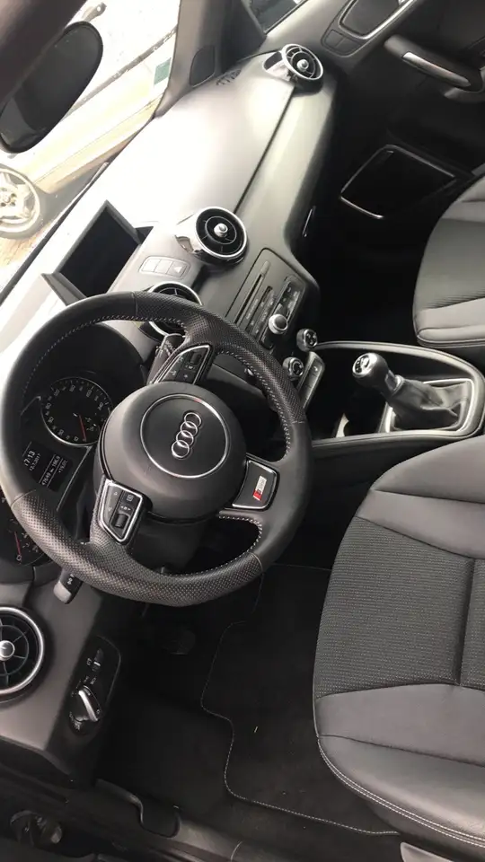 Audi A1 Sportback 2.0 TDI 143 S line