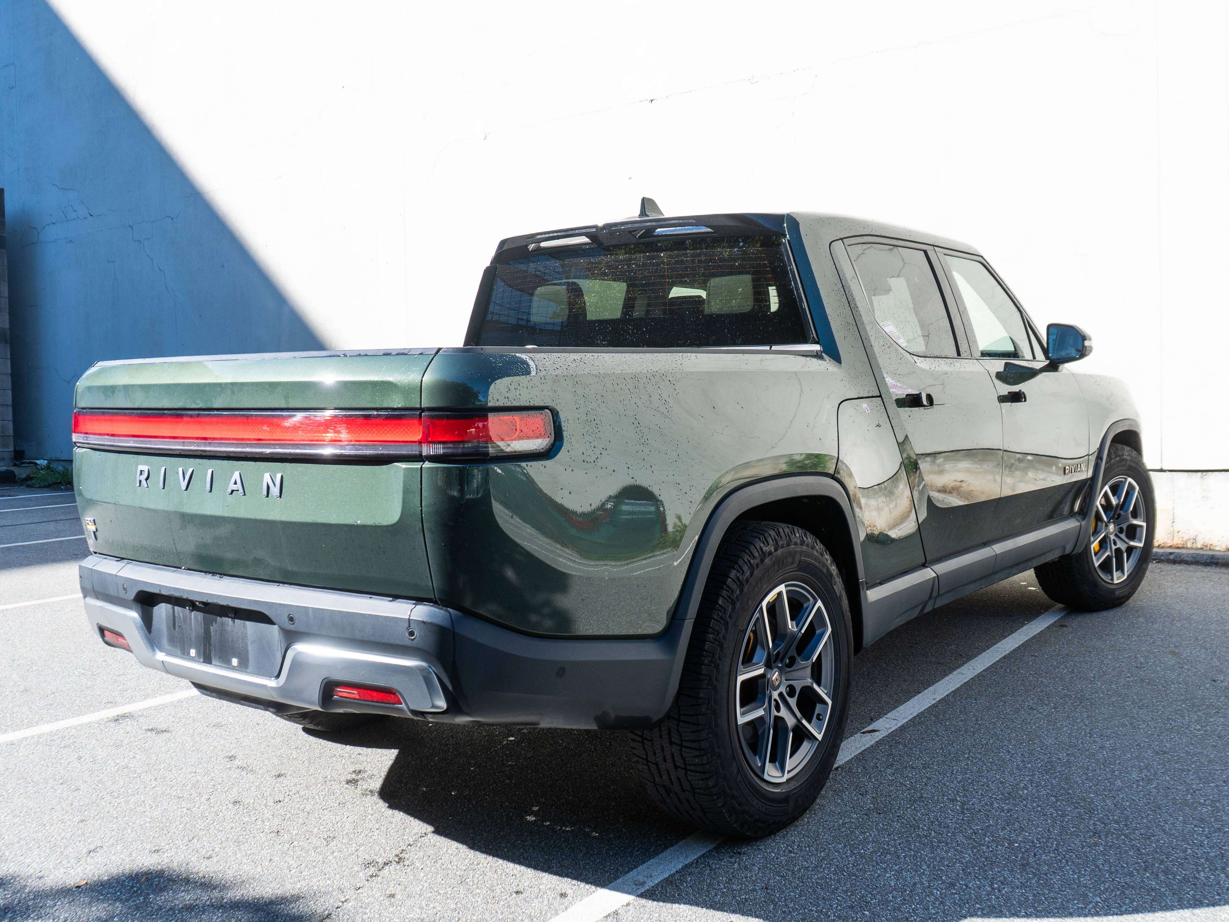2023 Rivian R1T