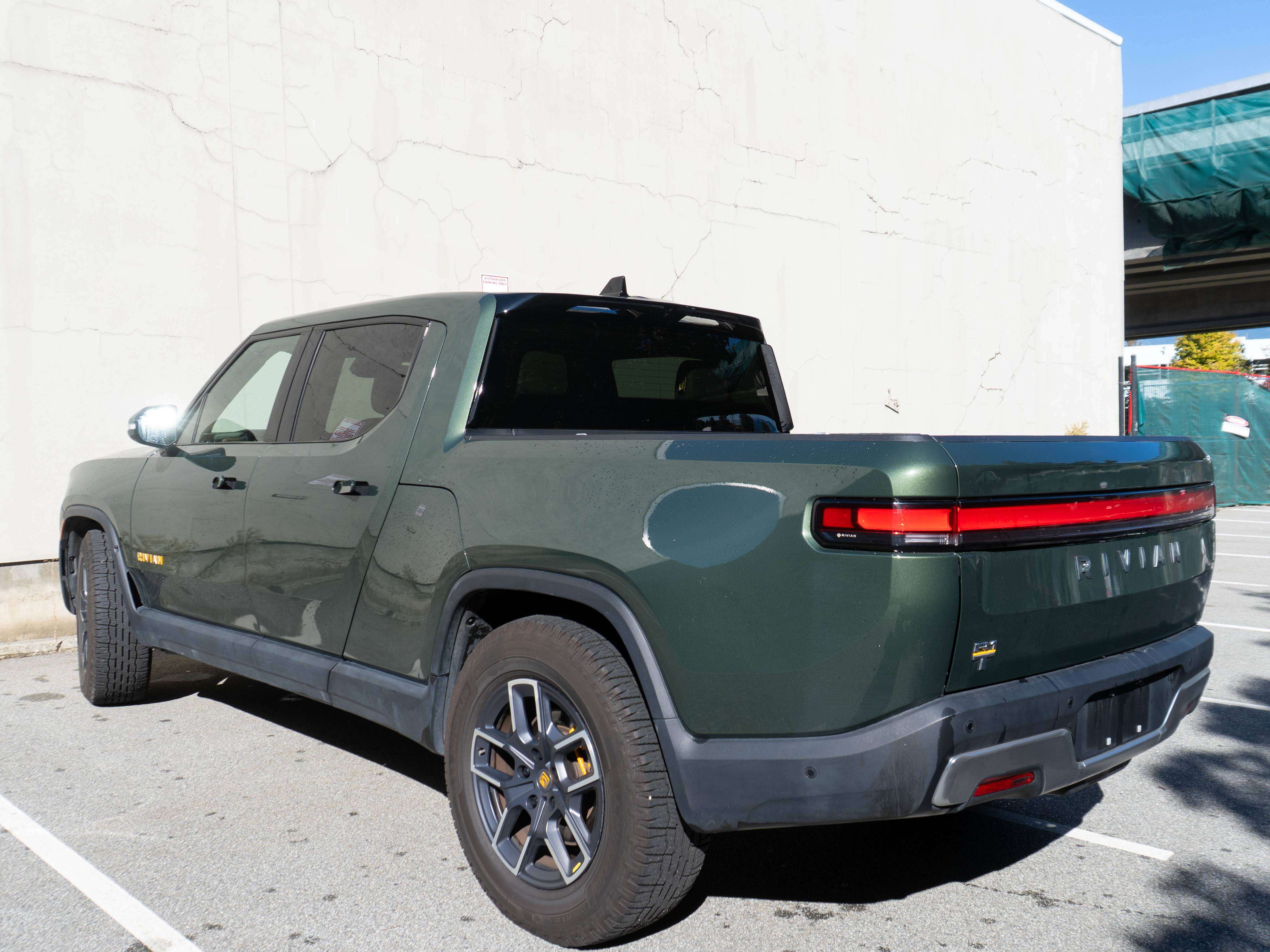 2023 Rivian R1T