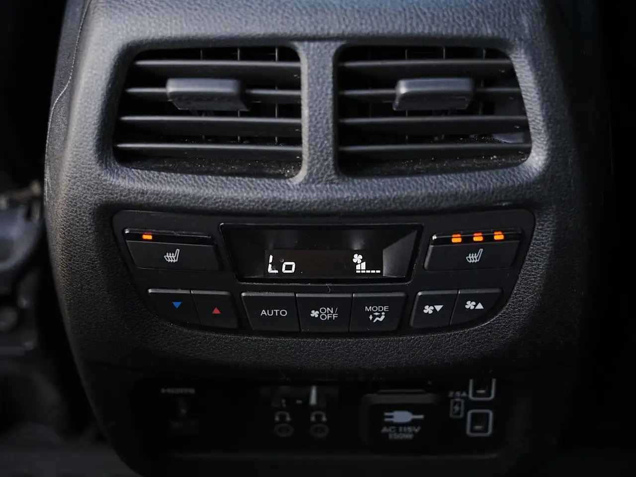 Honda Pilot photo Honda Pilot