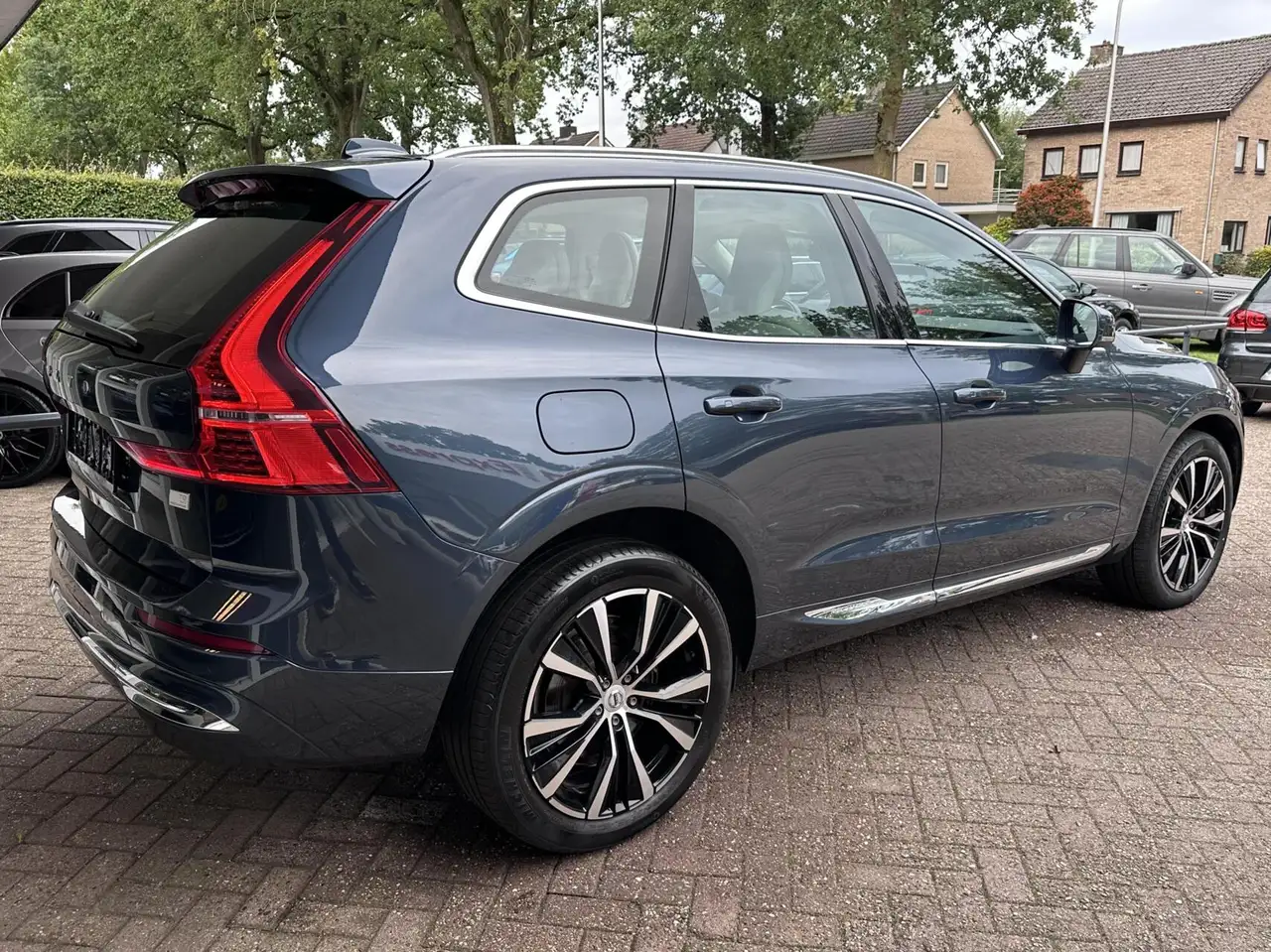 Volvo XC60 2.0 T8 Plug-in hybrid AWD Pano, Head-Up, H/K, Trek, миниатюра 3