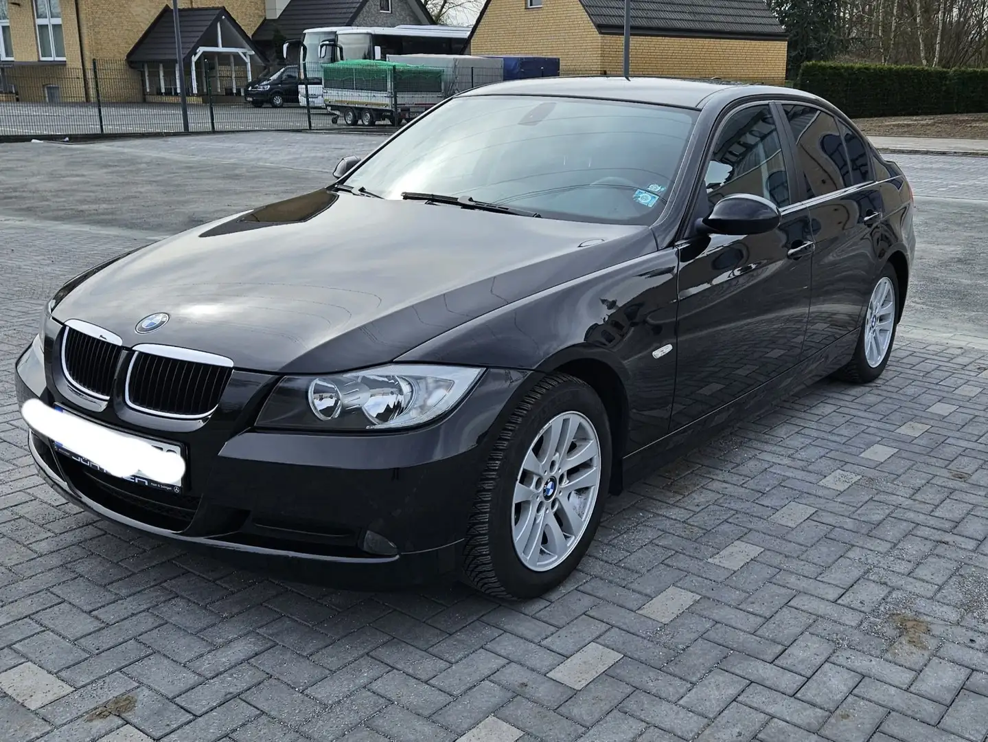 BMW 320 320i E90 170PS Чорний - 1