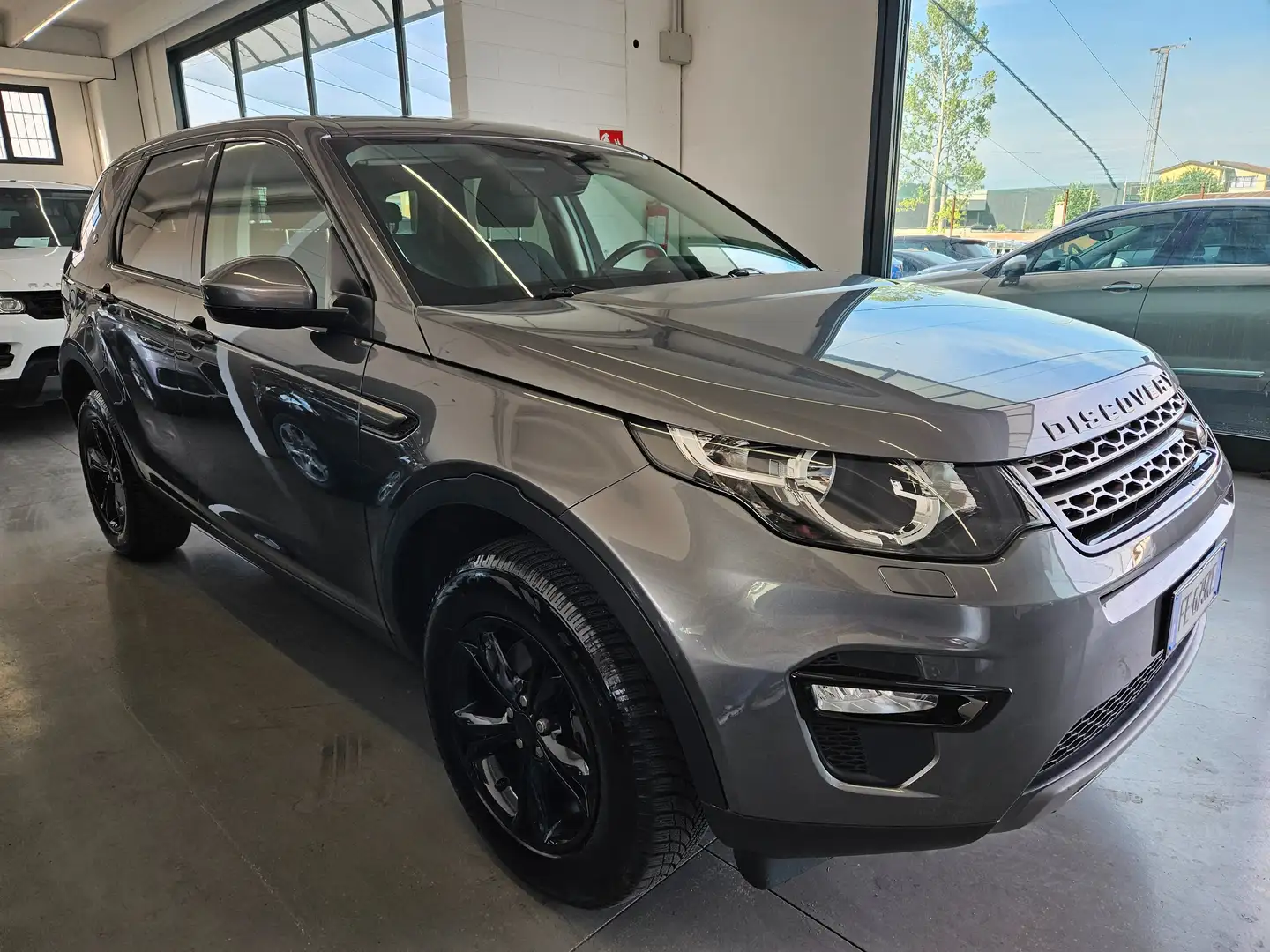 Land Rover Discovery Sport 2.0 td4 SE awd 150cv auto Gris - 1