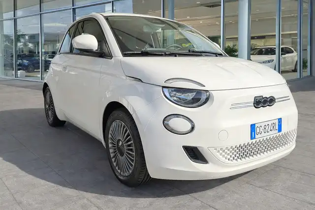 Fiat 500e 42 kWh Icon 118cv