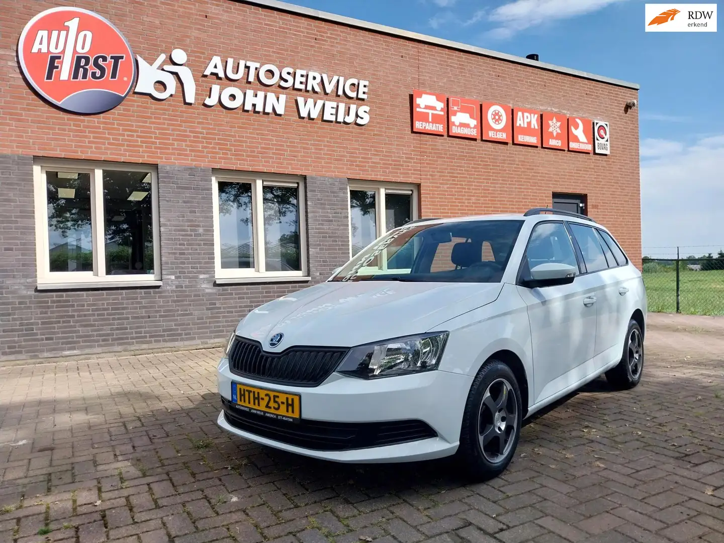 Skoda Fabia 1.0 TSI Stationwagen, parkeerhulp, airco Blanc - 1