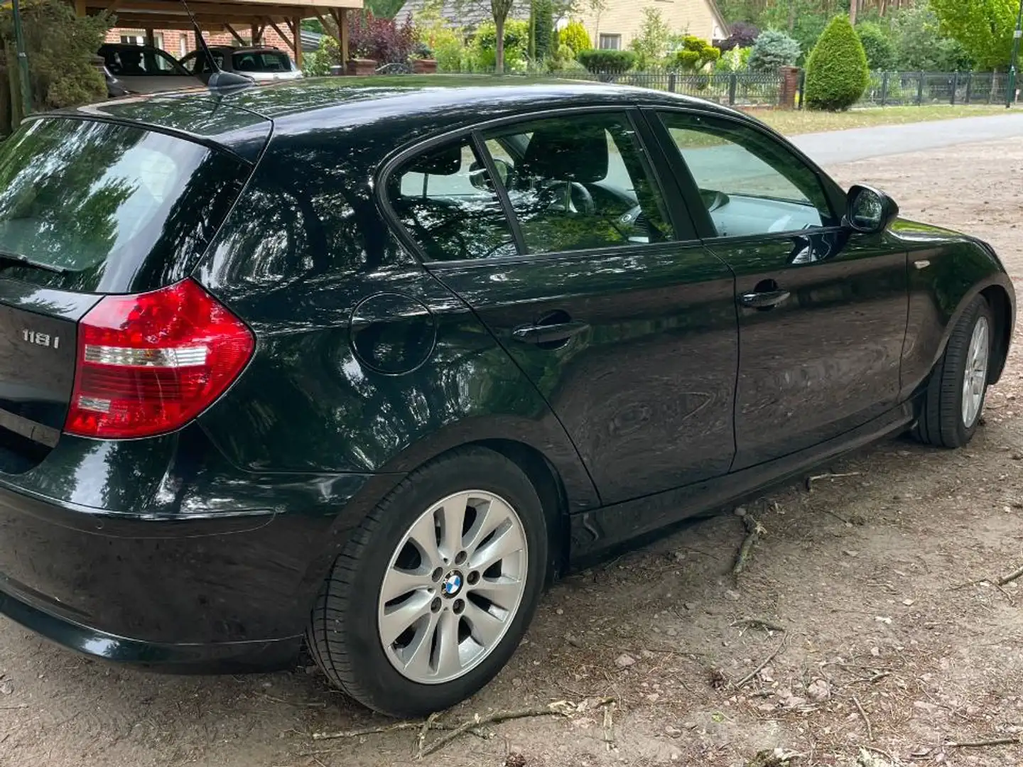 BMW 118 118i Czarny - 1