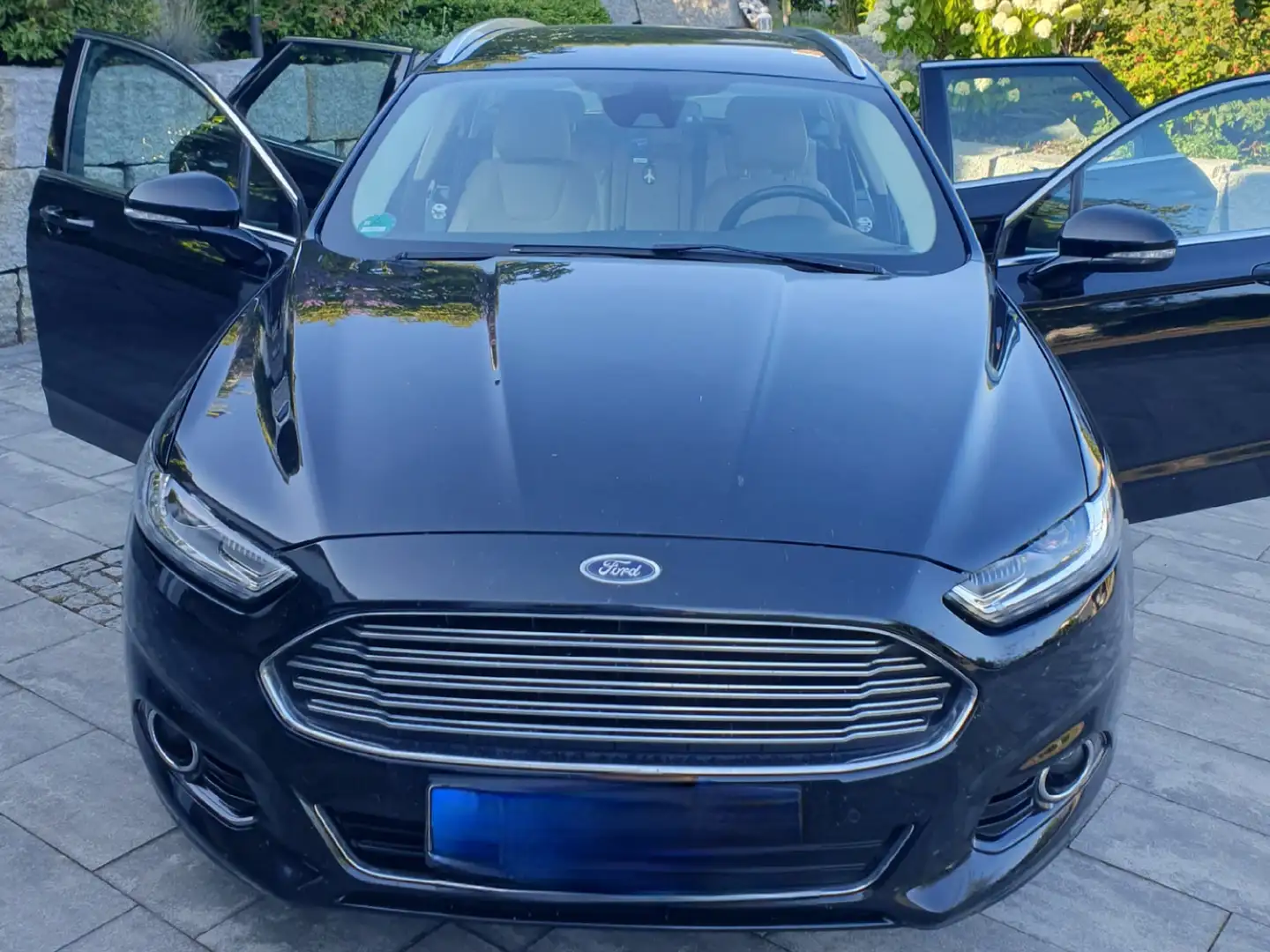 Ford Mondeo Mondeo Turnier 2.0 TDCi Start-Stopp PowerShift-Aut - 2