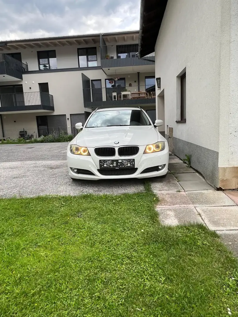 BMW 320 BMW 320d XDrive Touring Weiß - 1