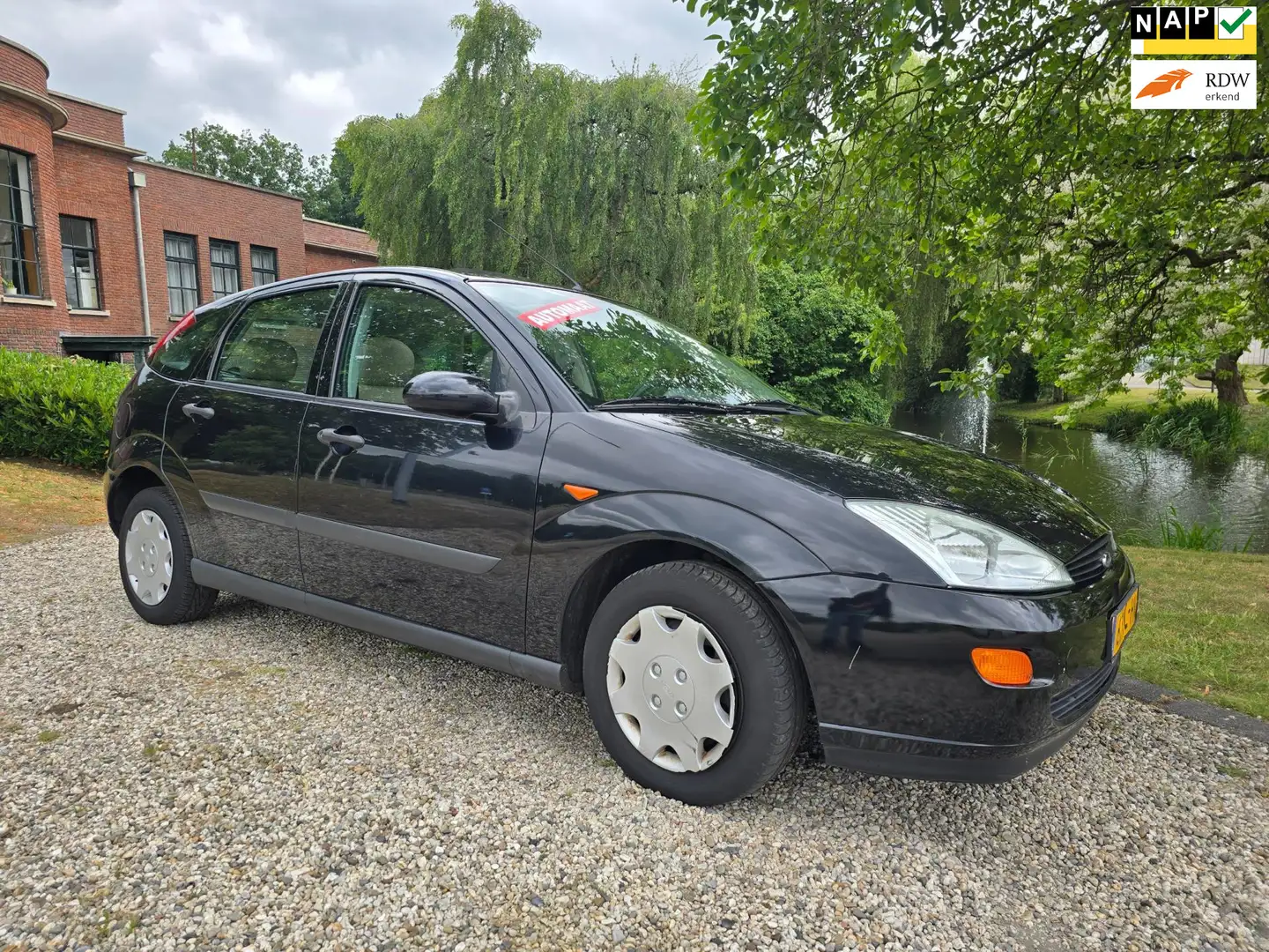 Ford Focus 1.6-16V AUTOMAAT 5-deurs Noir - 1