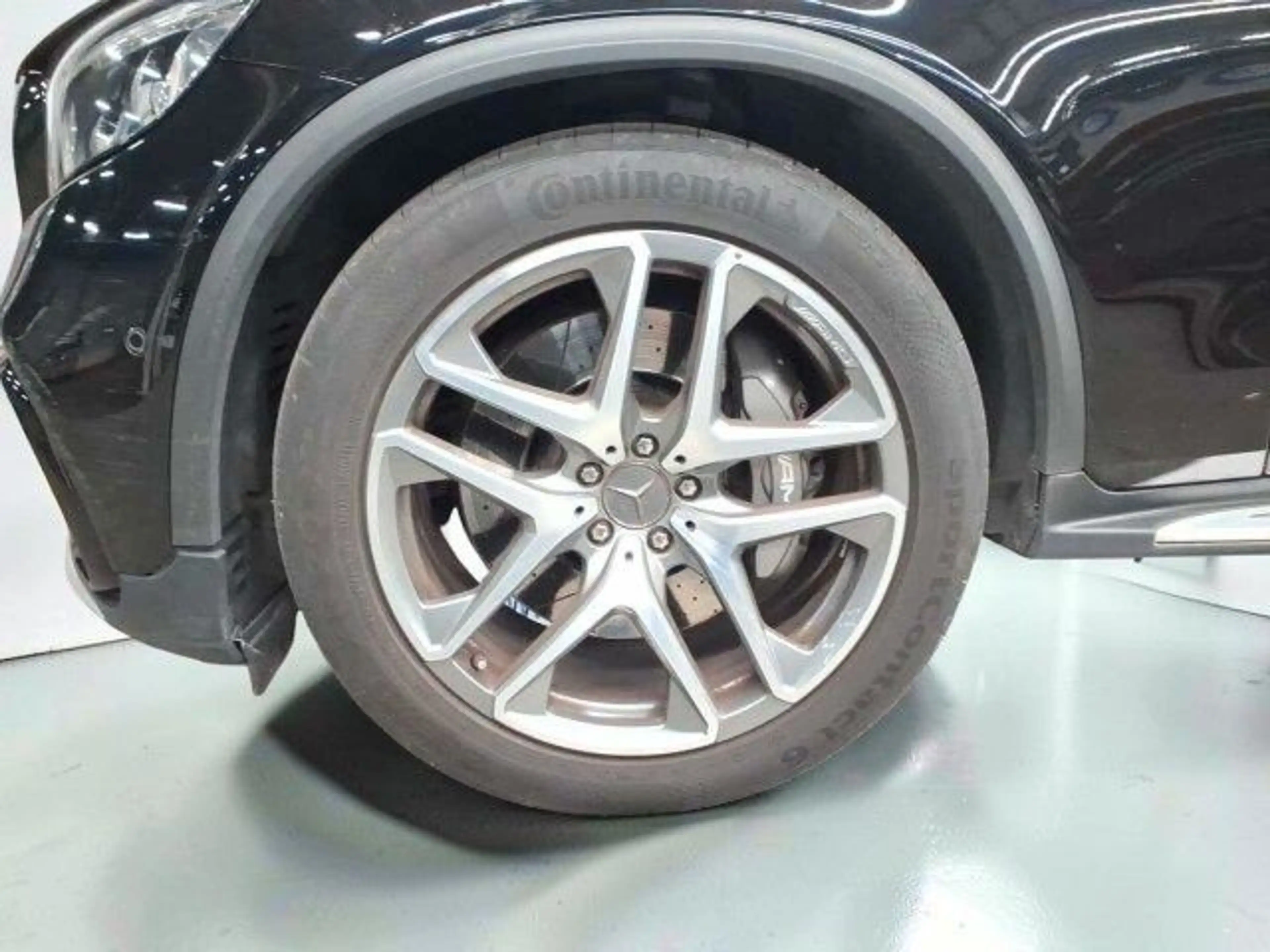 Mercedes-Benz GLC 63 AMG 4M*68 TKM*PANO*ACC*MEMO*TRITTBRETT — photo 3