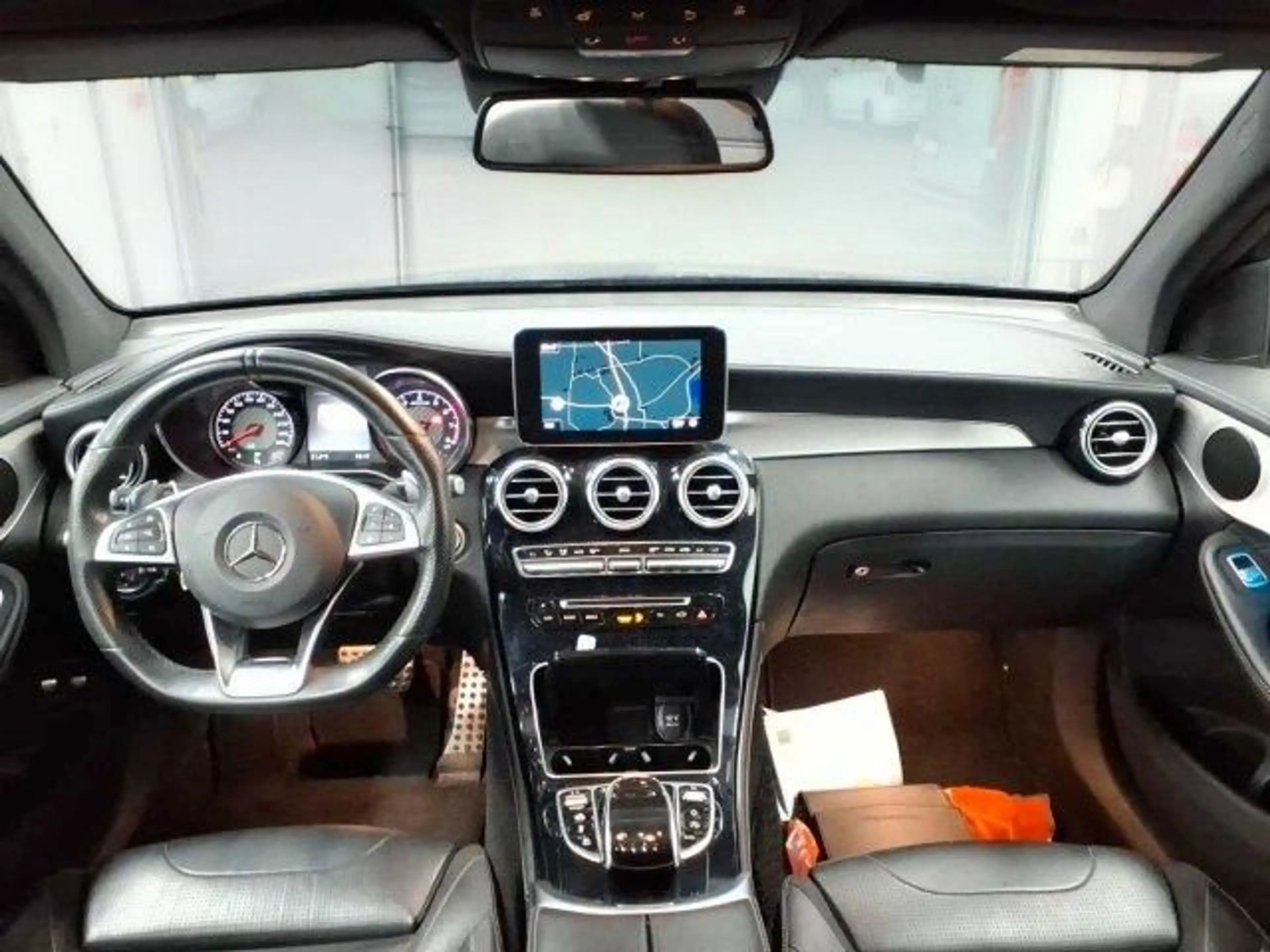 Mercedes-Benz GLC 63 AMG 4M*68 TKM*PANO*ACC*MEMO*TRITTBRETT — photo 10